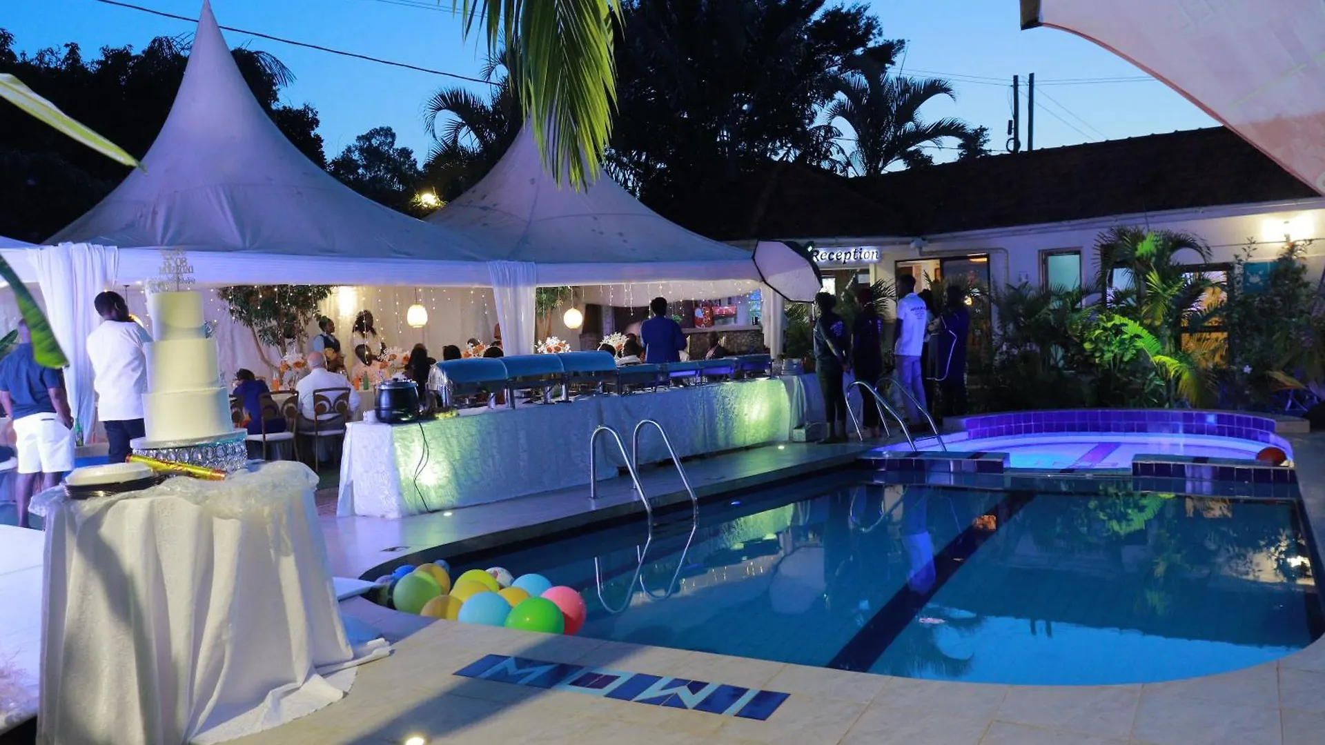 Mowicribs Hotel And Spa Entebbe