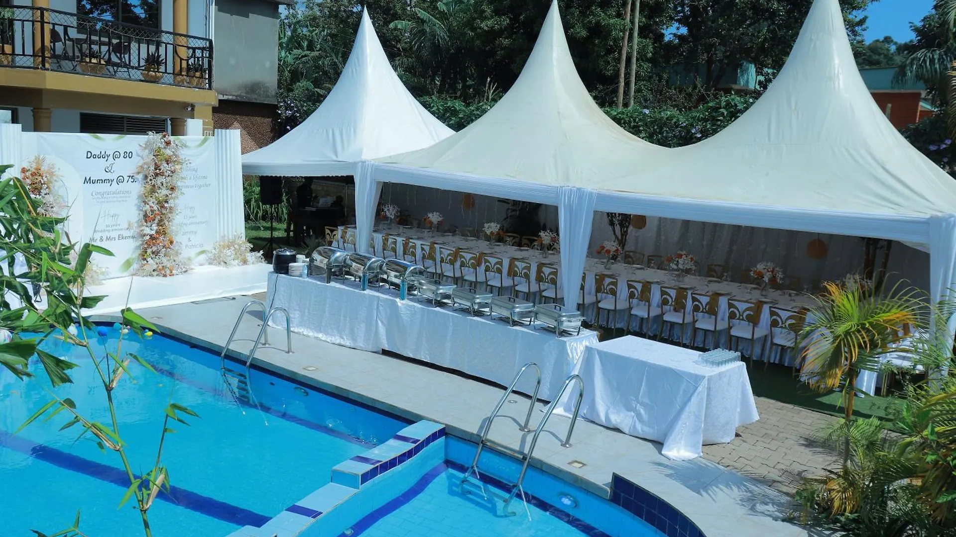 Mowicribs Hotel And Spa Entebbe 3*,  Uganda