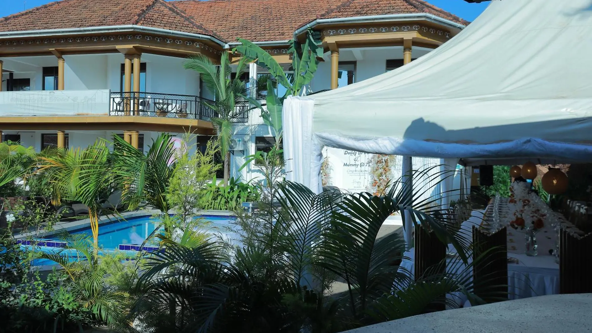 Mowicribs Hotel And Spa Entebbe Uganda