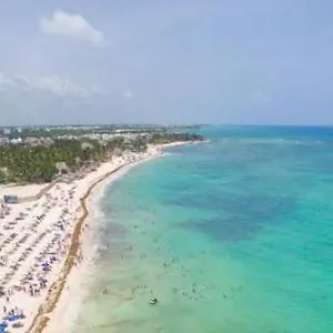 https://studios-beach-club.quintano-roohotels.com